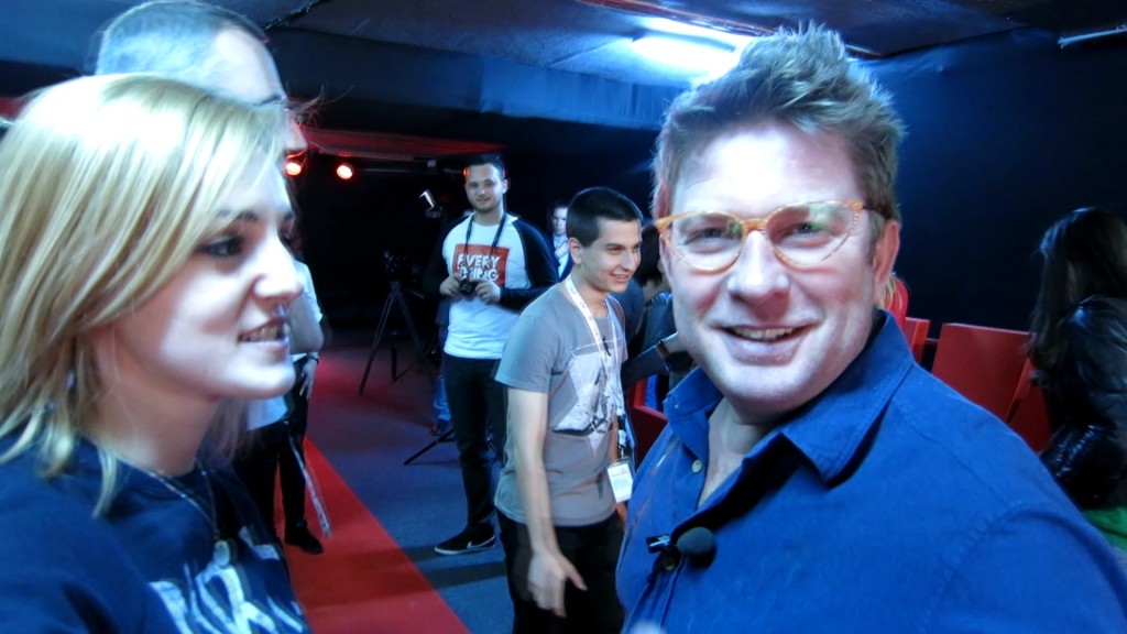 Bartos cu ochelarii mei