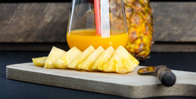 Sucul de ananas și proprietățile sale benefice împotriva răcelii și gripei